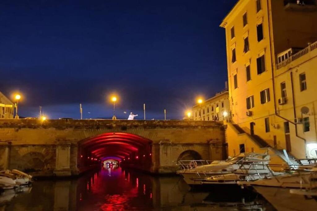 Casa Medicea Sul Canale Livorno Buitenkant foto